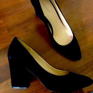 Nine West - Scheila Black Leather Pumps